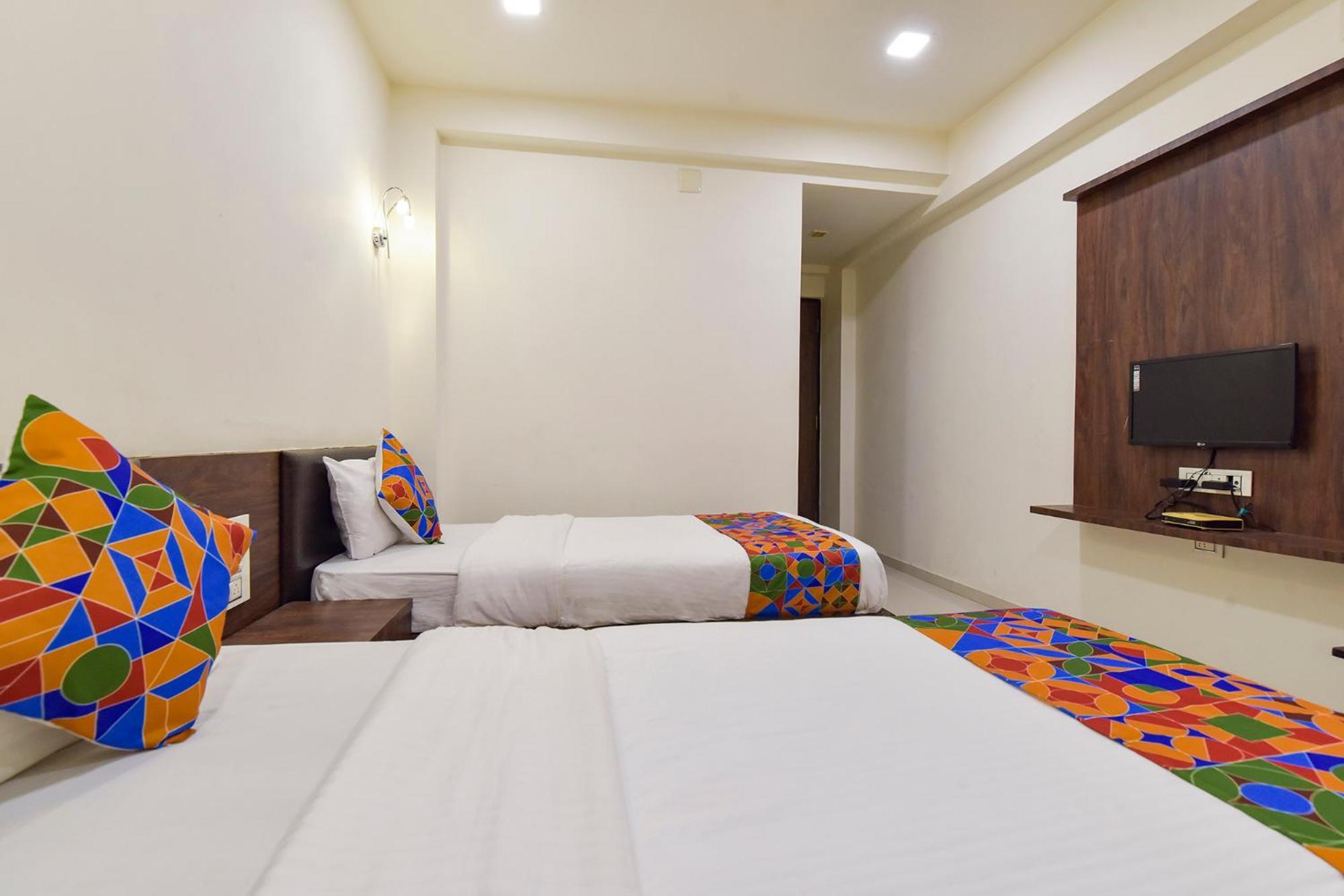 Fabhotel A1 Plaza Ahmedabad Extérieur photo