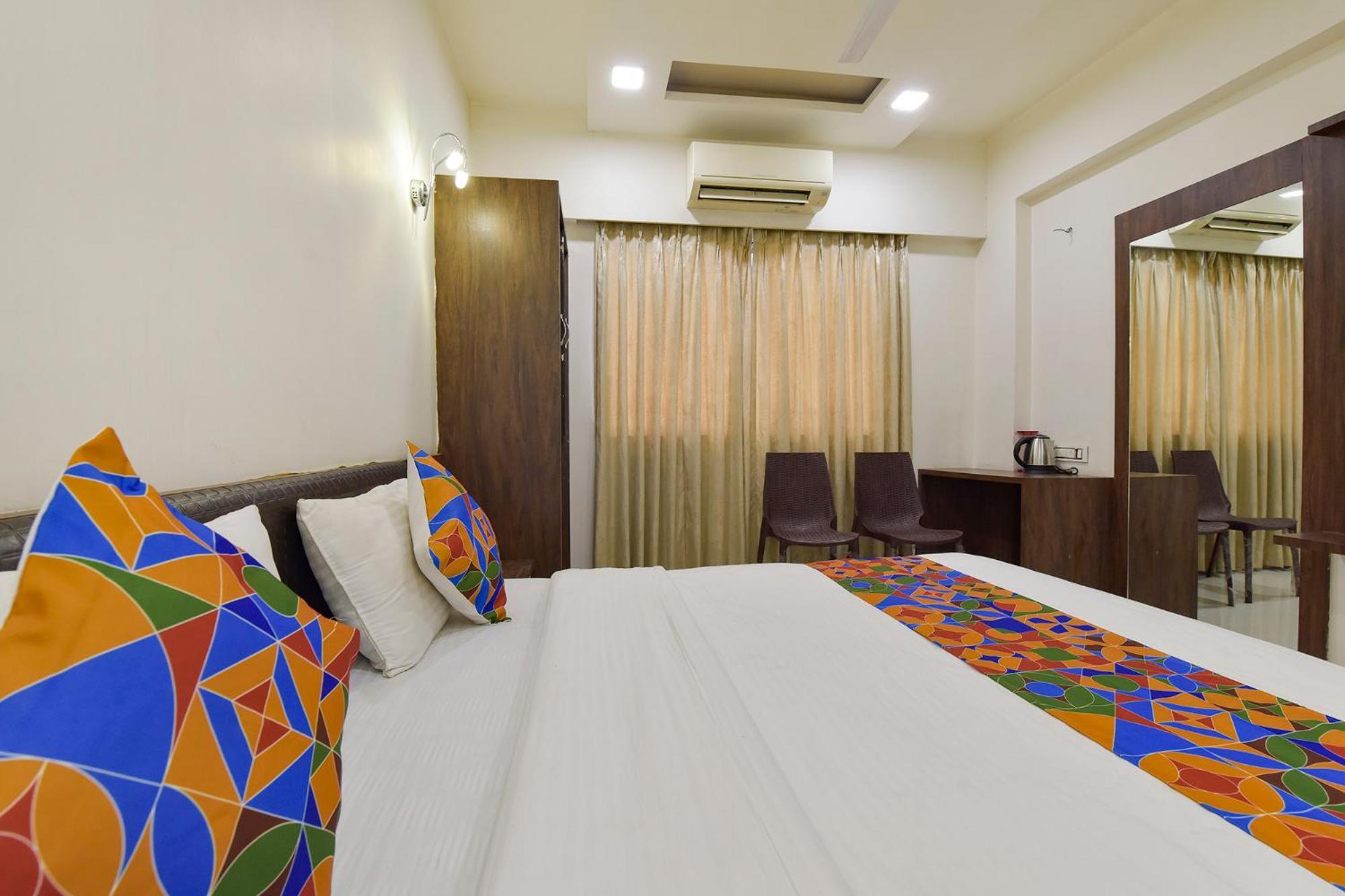 Fabhotel A1 Plaza Ahmedabad Extérieur photo