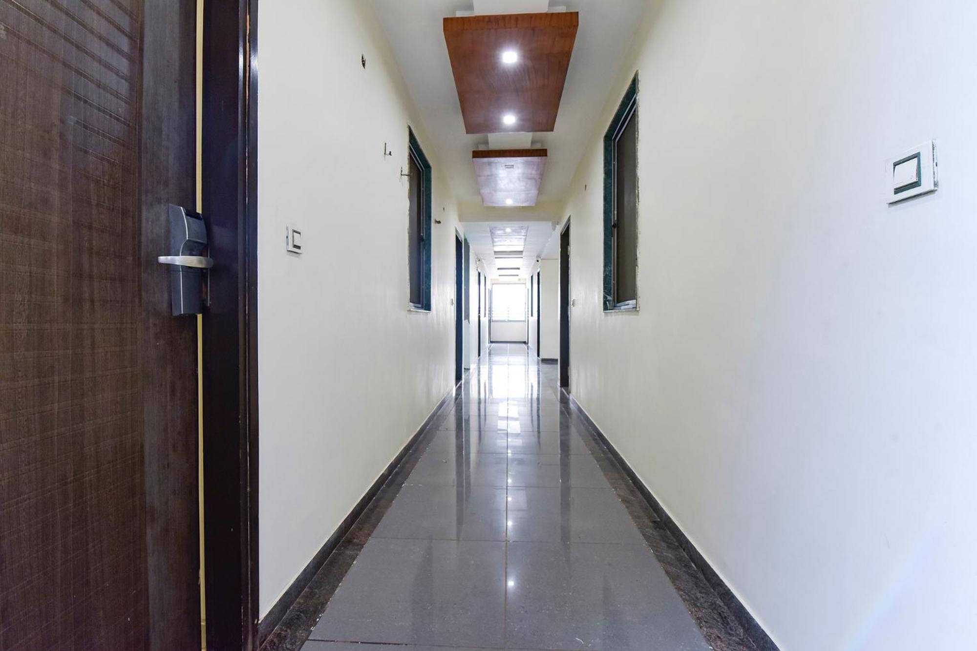 Fabhotel A1 Plaza Ahmedabad Extérieur photo